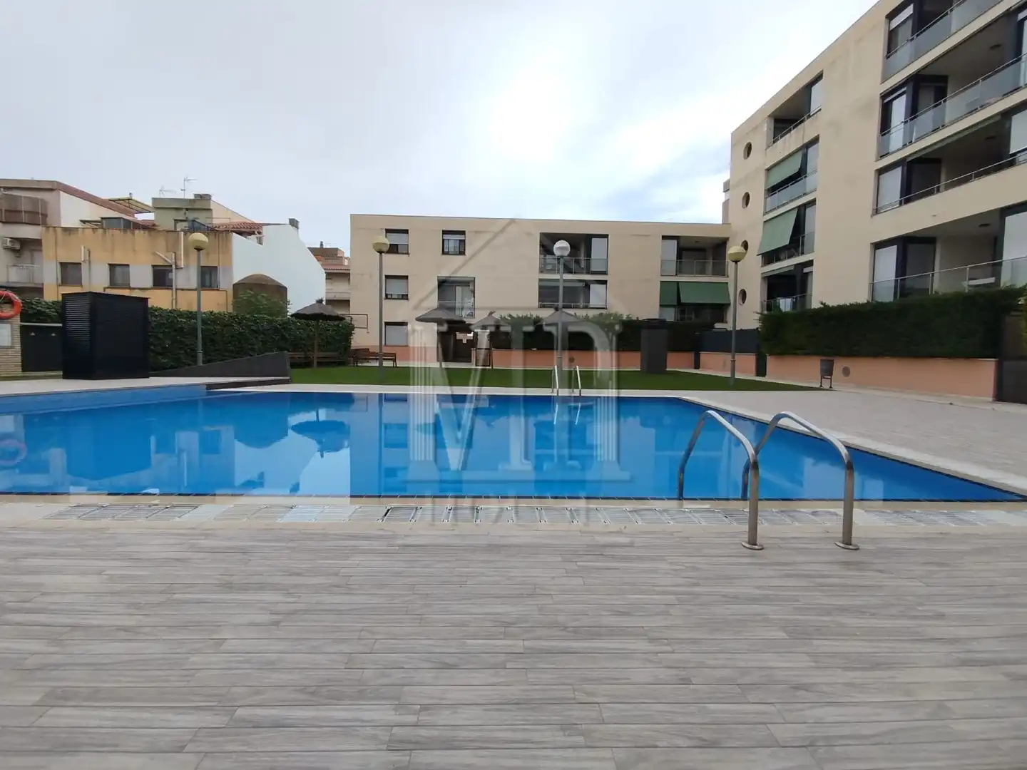 Swimming pool of Flat for sale in Badalona  with Heating, Storage room and Furnished