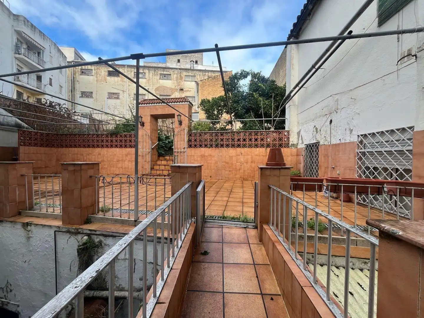 Pis amb terrassa en venda a Casco Antiguo
