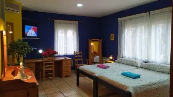 Dormitori de Finca rústica en venda en Valdepeñas amb Aire condicionat, Calefacció i Jardí privat