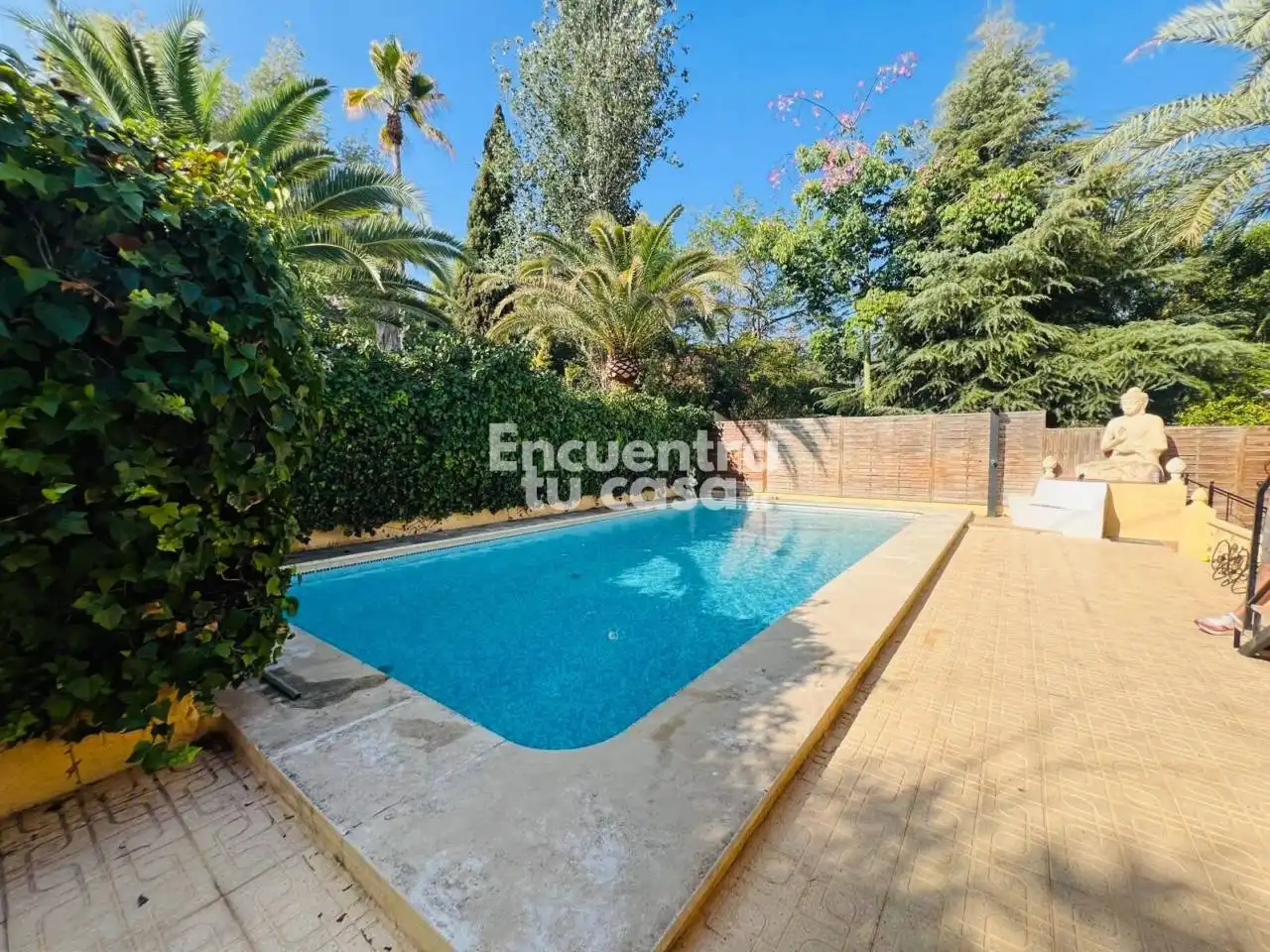 Vista exterior de Casa o chalet de alquiler en L'Alfàs del Pi con Aire acondicionado, Calefacción y Jardín privado