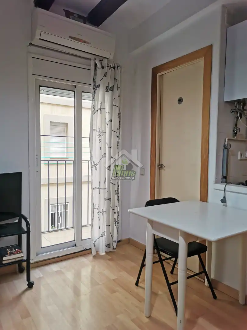 Flat for rent in Carrer de Monjo, La Barceloneta
