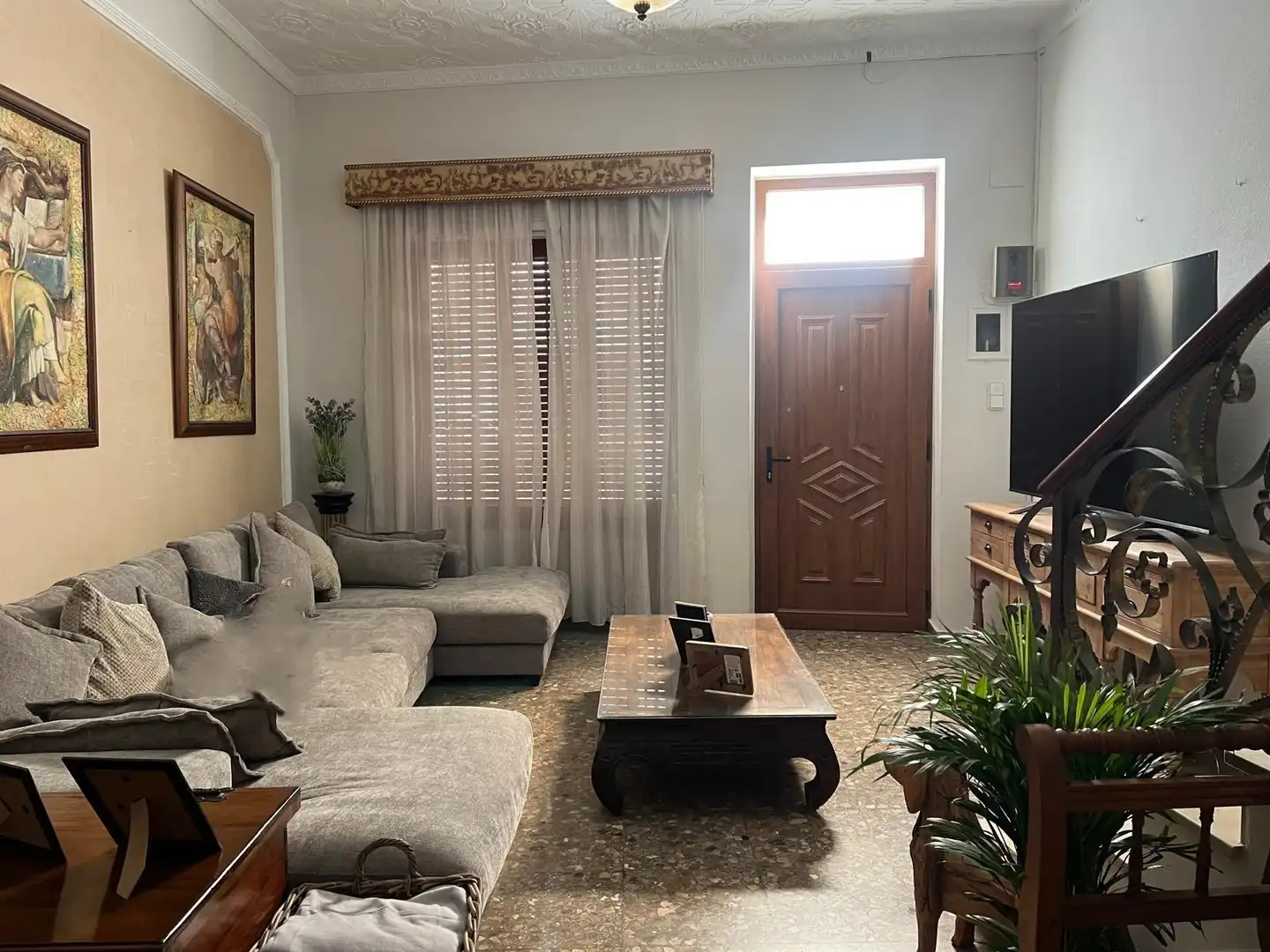 Sala d'estar de Casa o xalet en venda en Ontinyent amb Aire condicionat i Balcó
