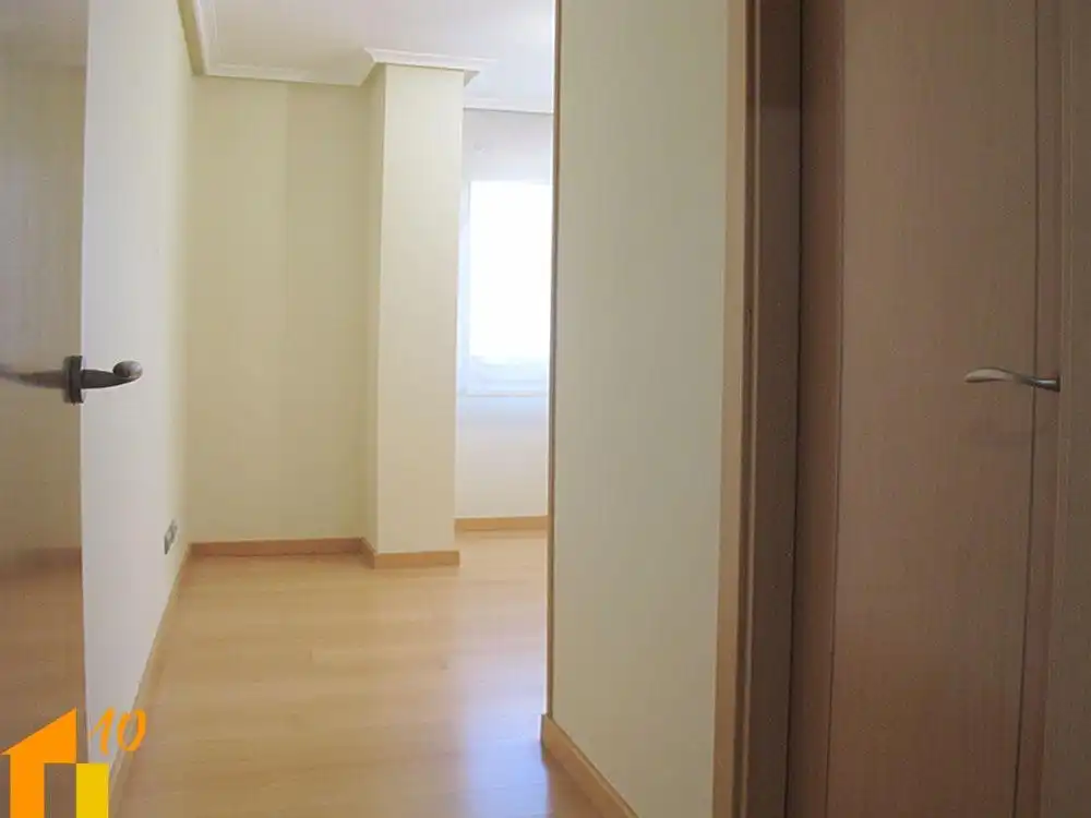 Pis en venda en Burgos amb Calefacció, Terrassa i Traster