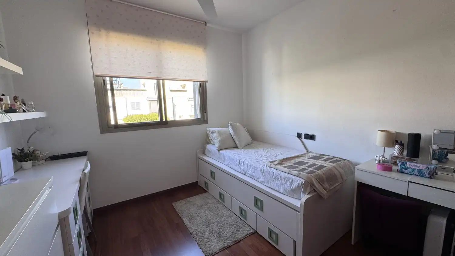 Bedroom of Houses for sale in Sevilla  with Air Conditioner, Terrace and Storage room