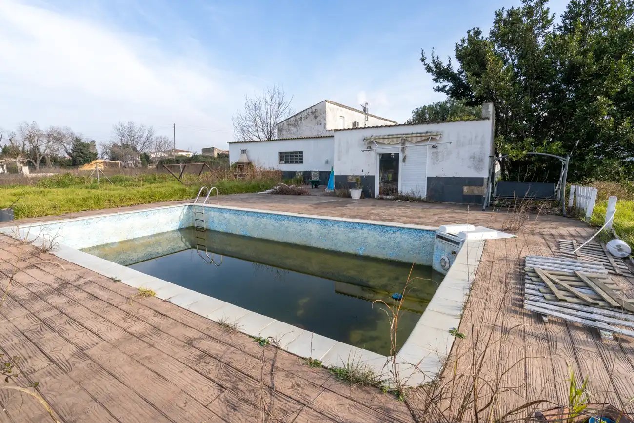 Piscina de Finca rústica en venta en Tortosa con Aire acondicionado, Calefacción y Jardín privado