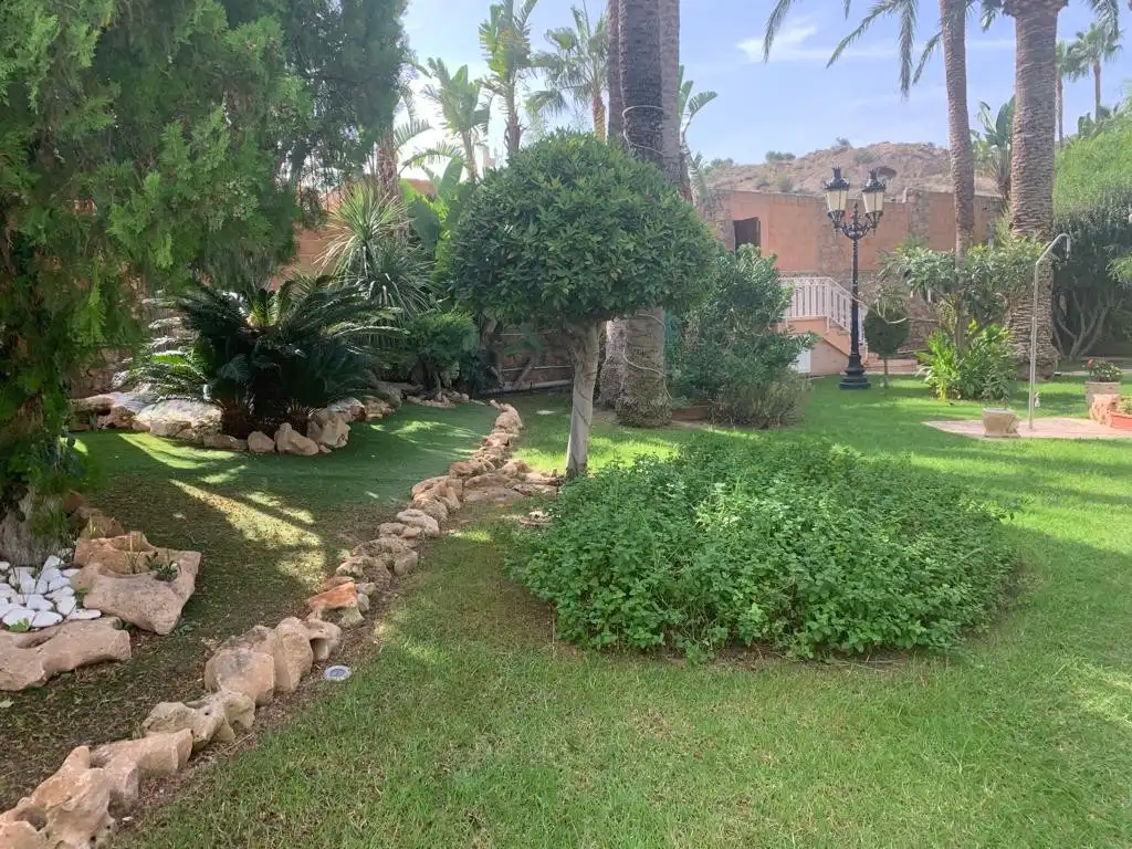 Casa o xalet en venda a Novelda
