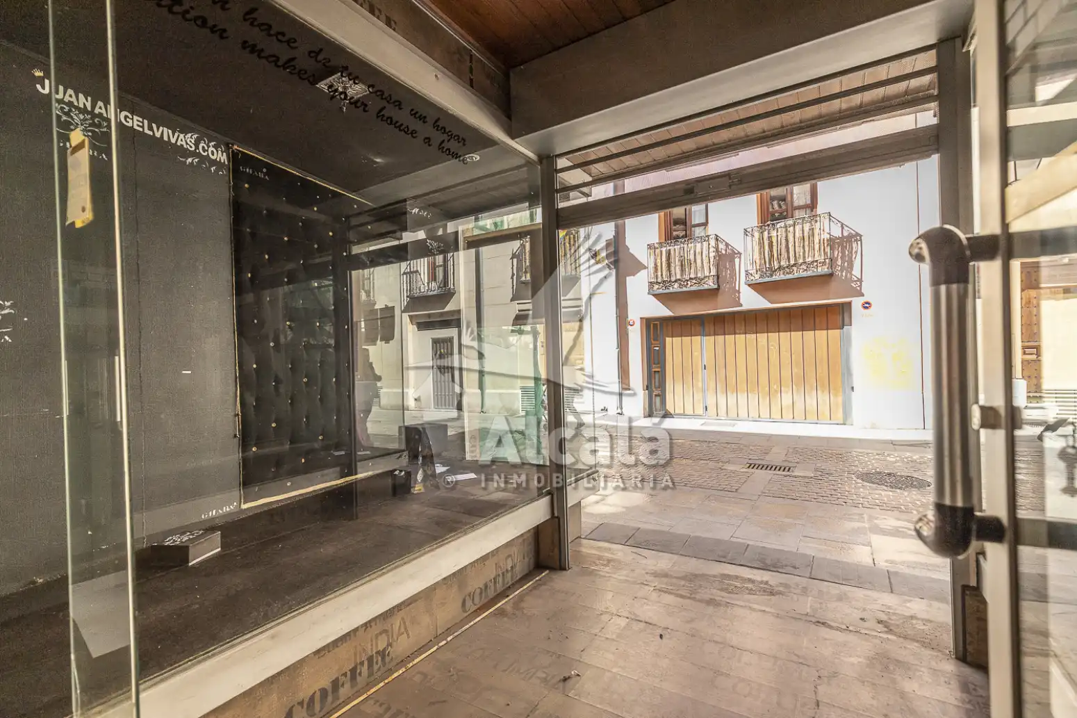 Vista exterior de Casa o xalet en venda en Alcalá de Henares amb Calefacció, Traster i Balcó
