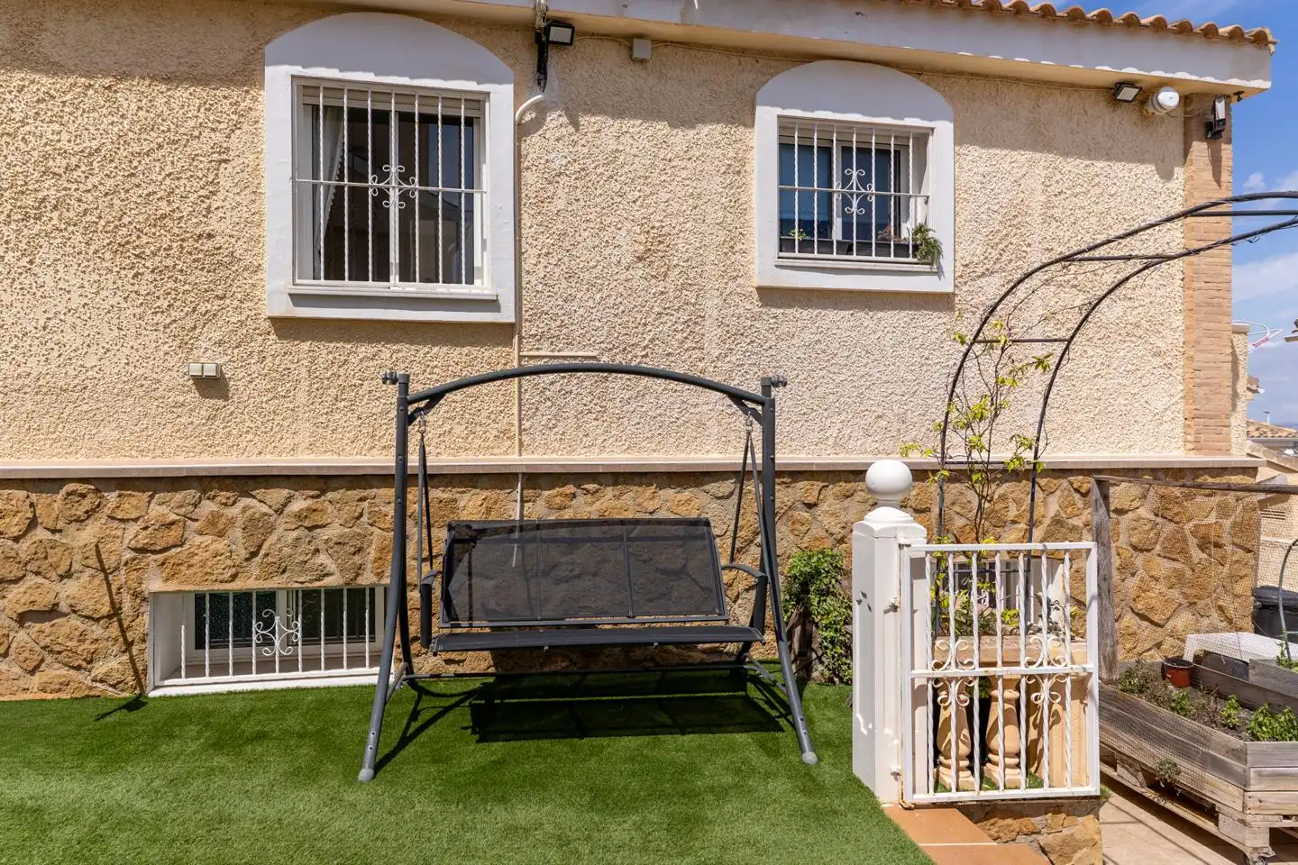 Terrasse von Haus oder Chalet zum Verkauf in Santa Pola mit Klimaanlage, Privatgarten und Terrasse