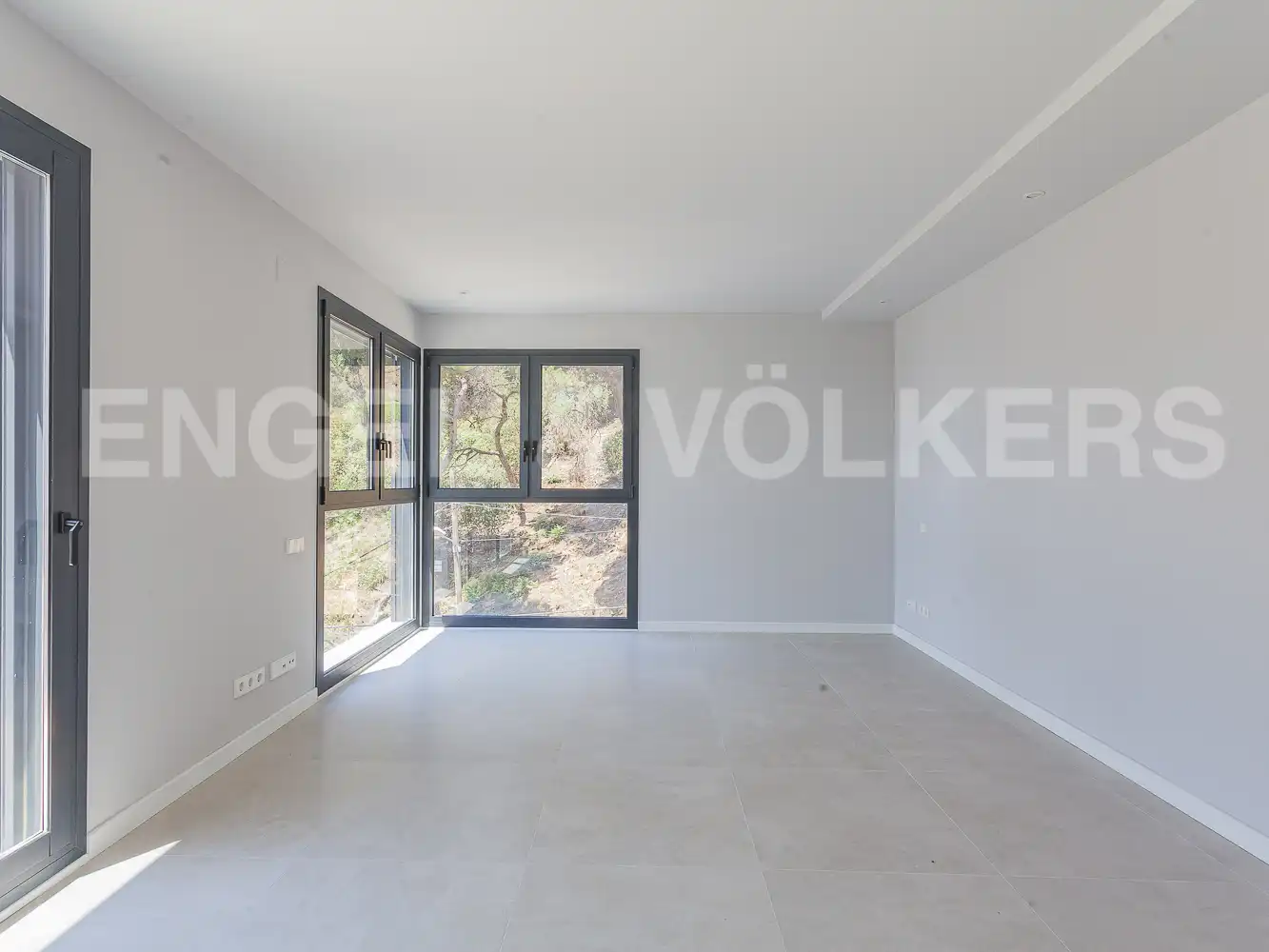 Sala de estar de Casa o chalet en venta en Barcelona con Aire acondicionado, Calefacción y Piscina