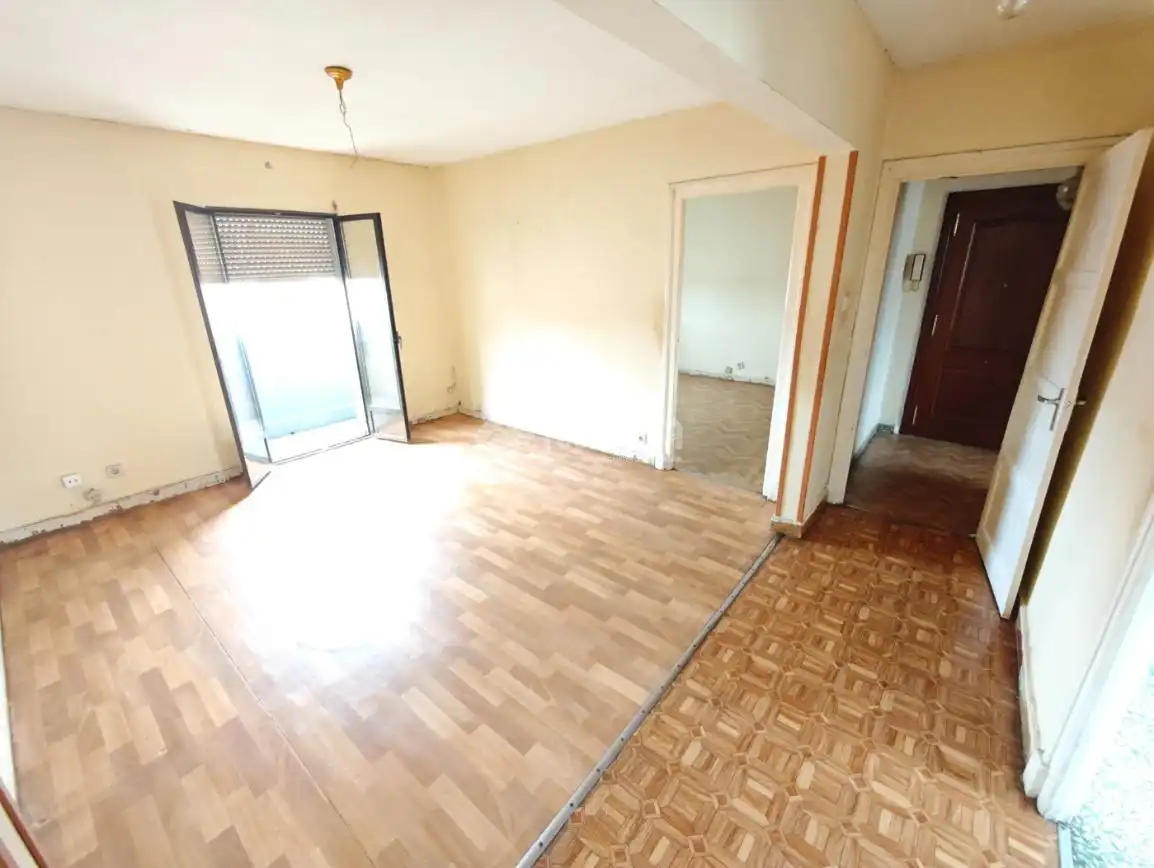 Habitación de Piso en venta en Santander con Trastero y Balcón
