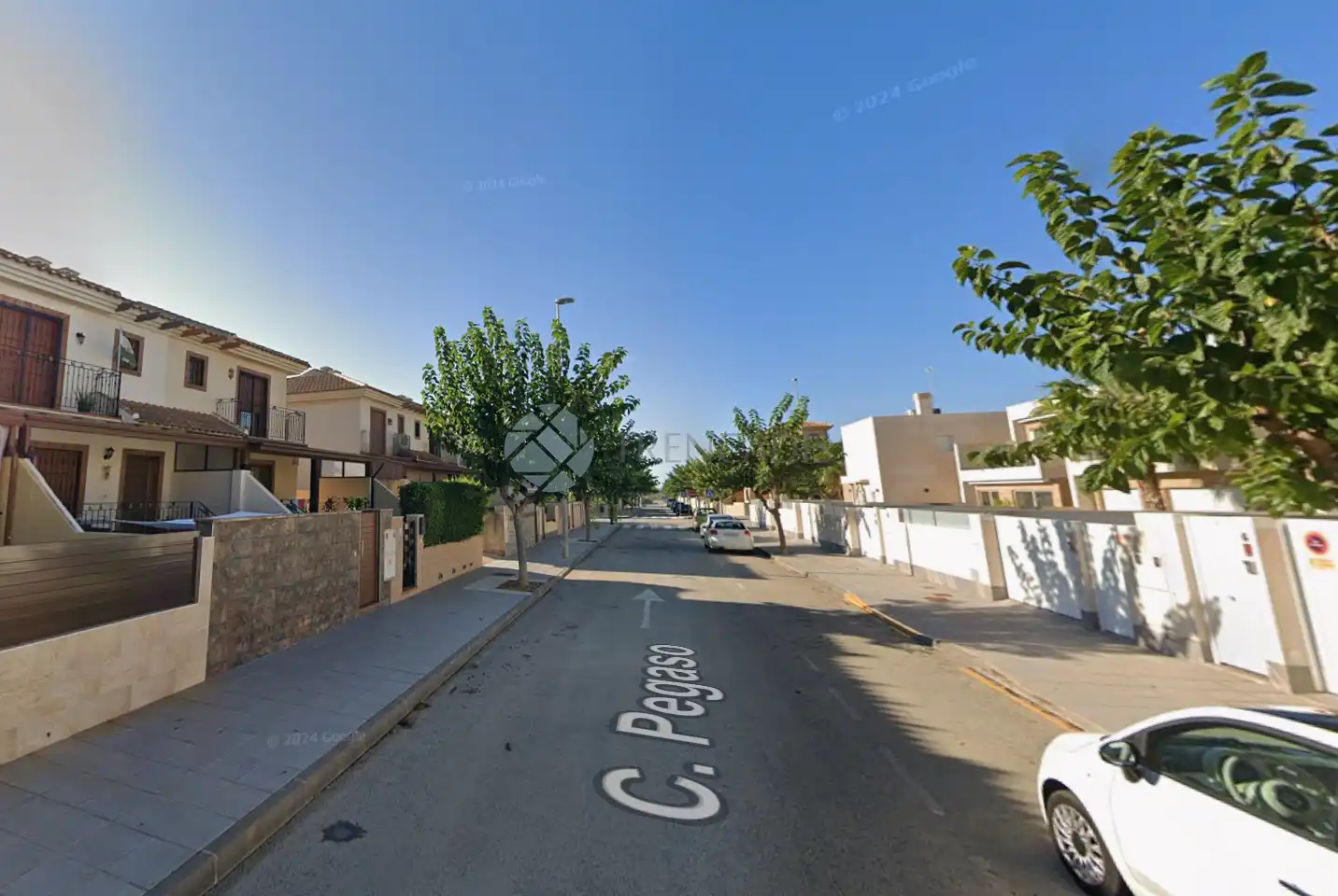 Casa aparellada en venda a Pegaso, imagen 2