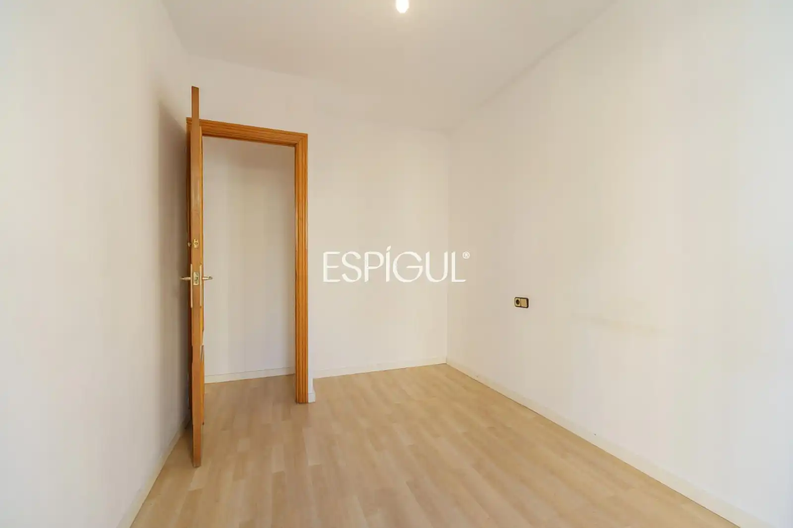 Habitación de Piso en venta en Sants - Montjuïc