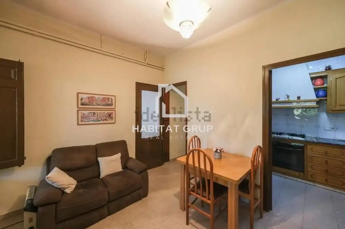 Sala d'estar de Casa o xalet en venda en Torelló amb Jardí privat i Terrassa
