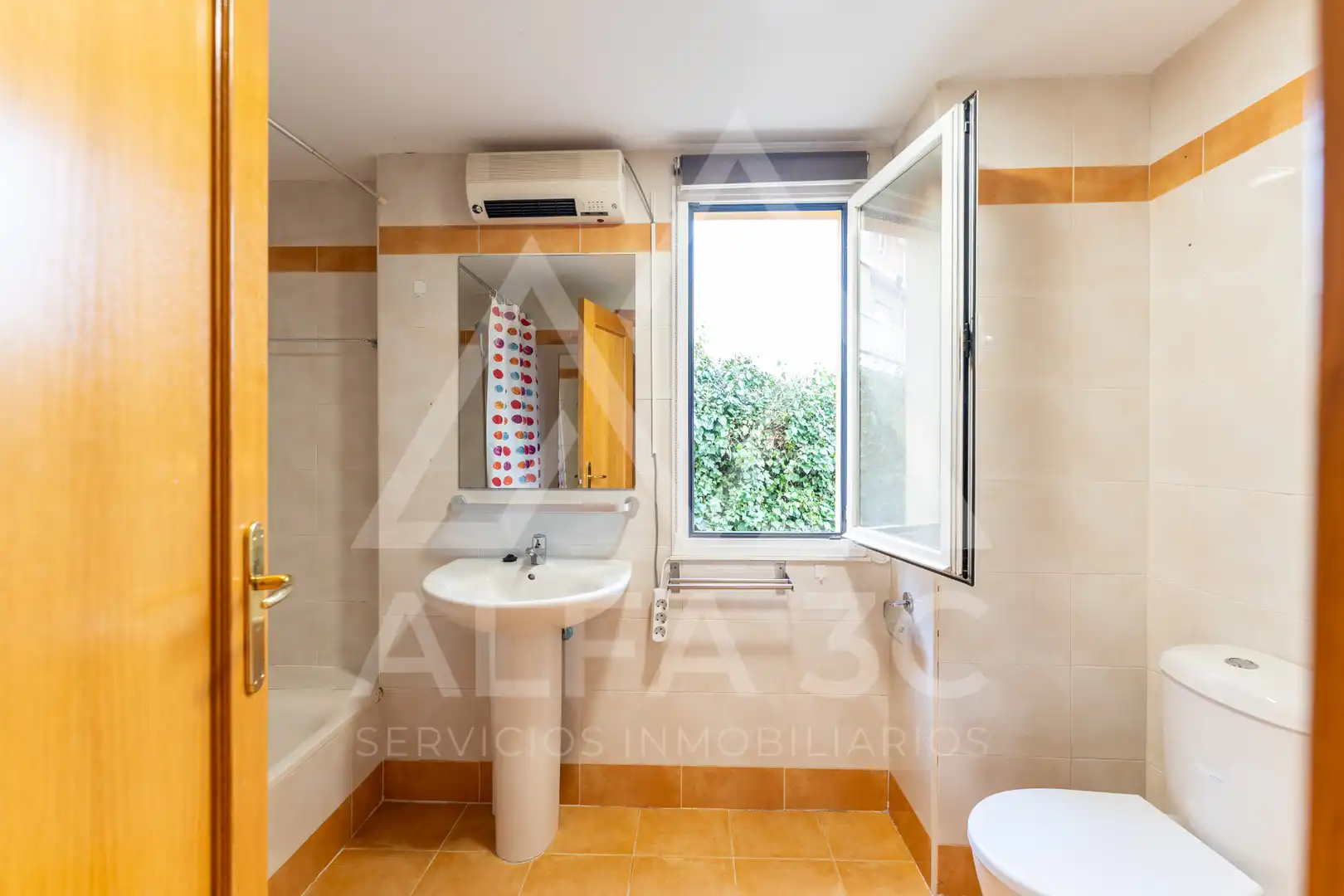 Baño de Casa o chalet en venta en Venturada con Aire acondicionado, Calefacción y Jardín privado
