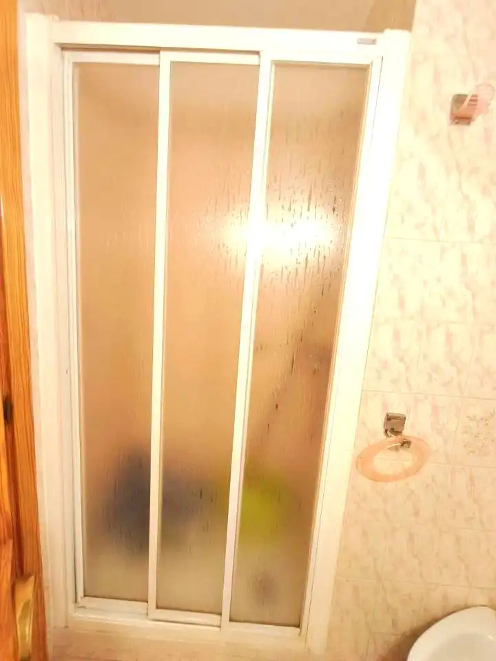 Baño de Piso en venta en Madrid con Calefacción, Parquet y Terraza