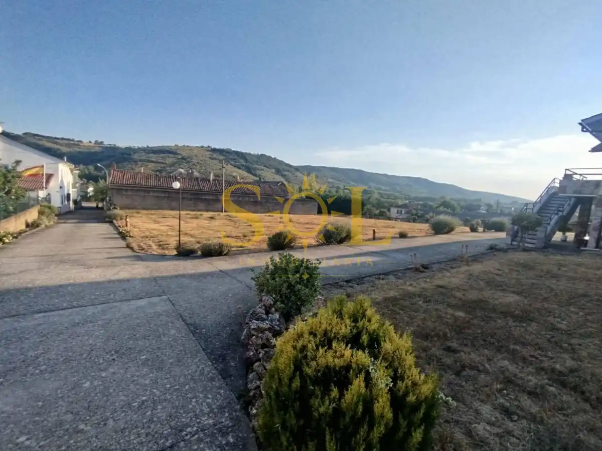 Casa o chalet en venta en Carrocera con Calefacción, Jardín privado y Terraza