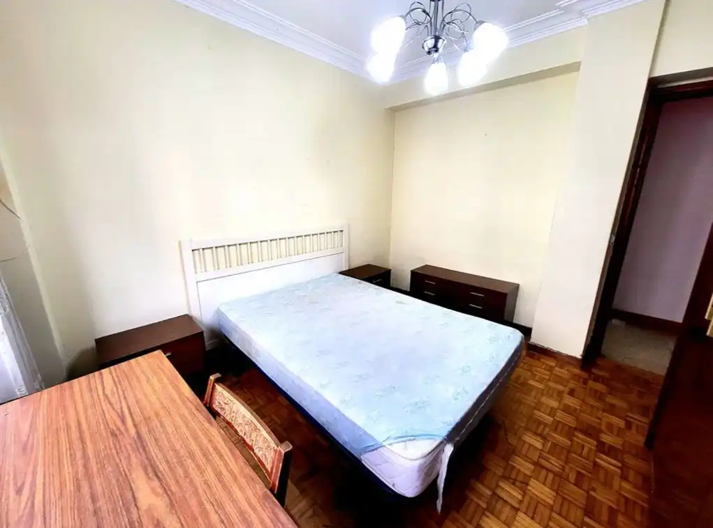 Bedroom of Flat for rent in Vigo   with Furnished, Oven and Washing machine