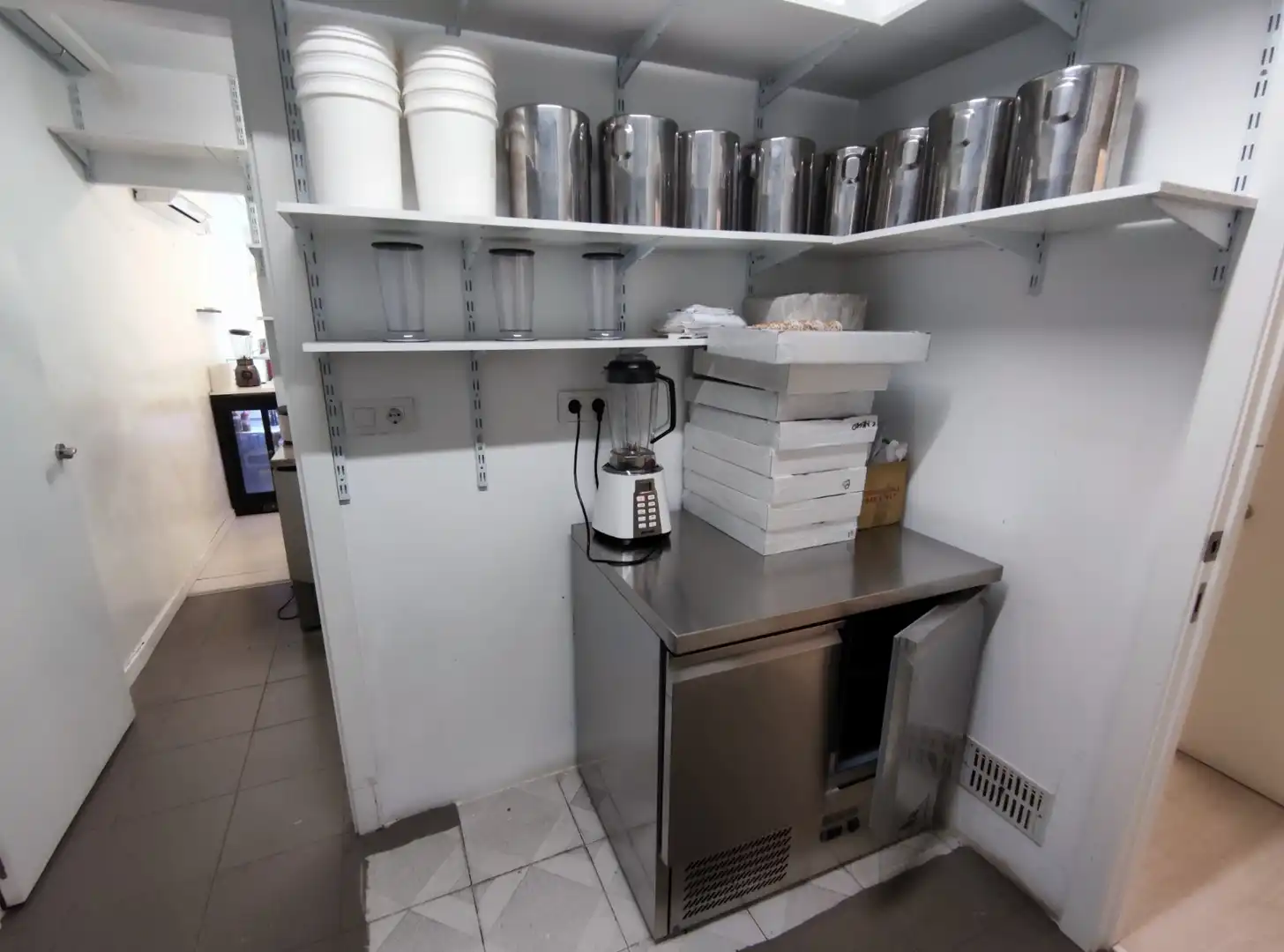 Cocina de Local en traspaso en Barcelona con Aire acondicionado y Amueblado