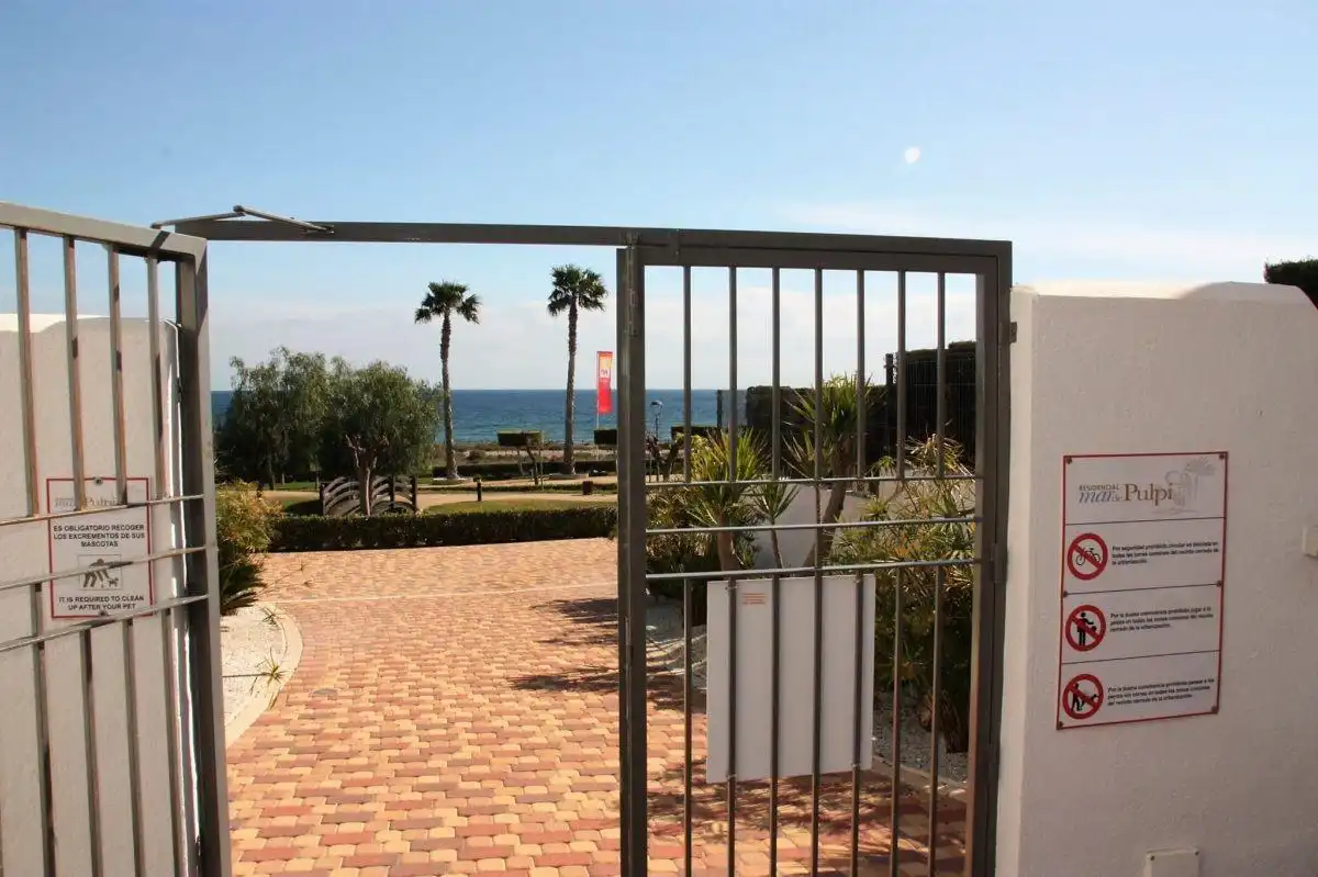 Garten von Erdgeschoss zum Verkauf in Pulpí mit Klimaanlage, Terrasse und Möbliert