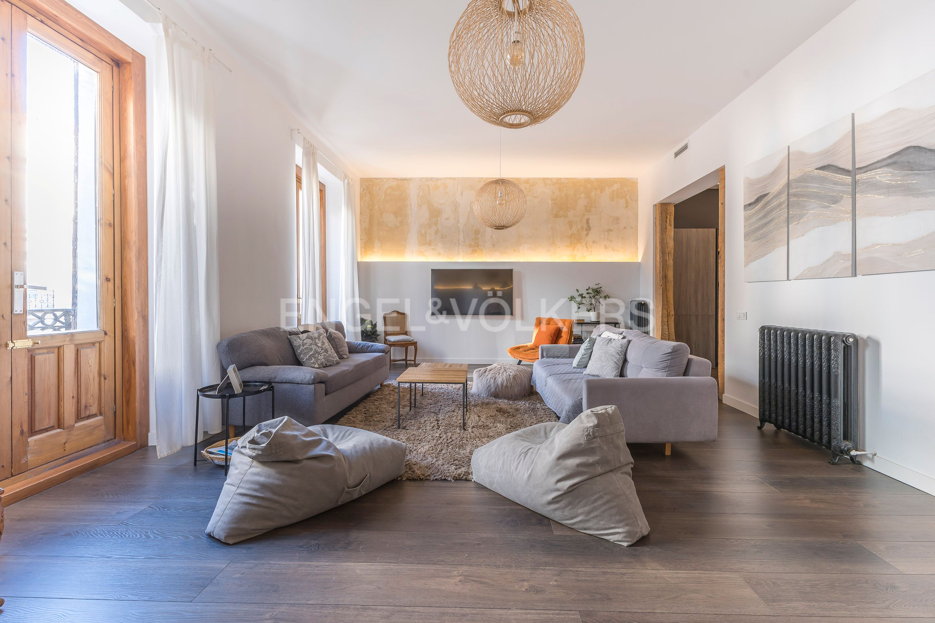 Sala d'estar de Pis de lloguer en  Madrid Capital amb Calefacció, Moblat i Balcó