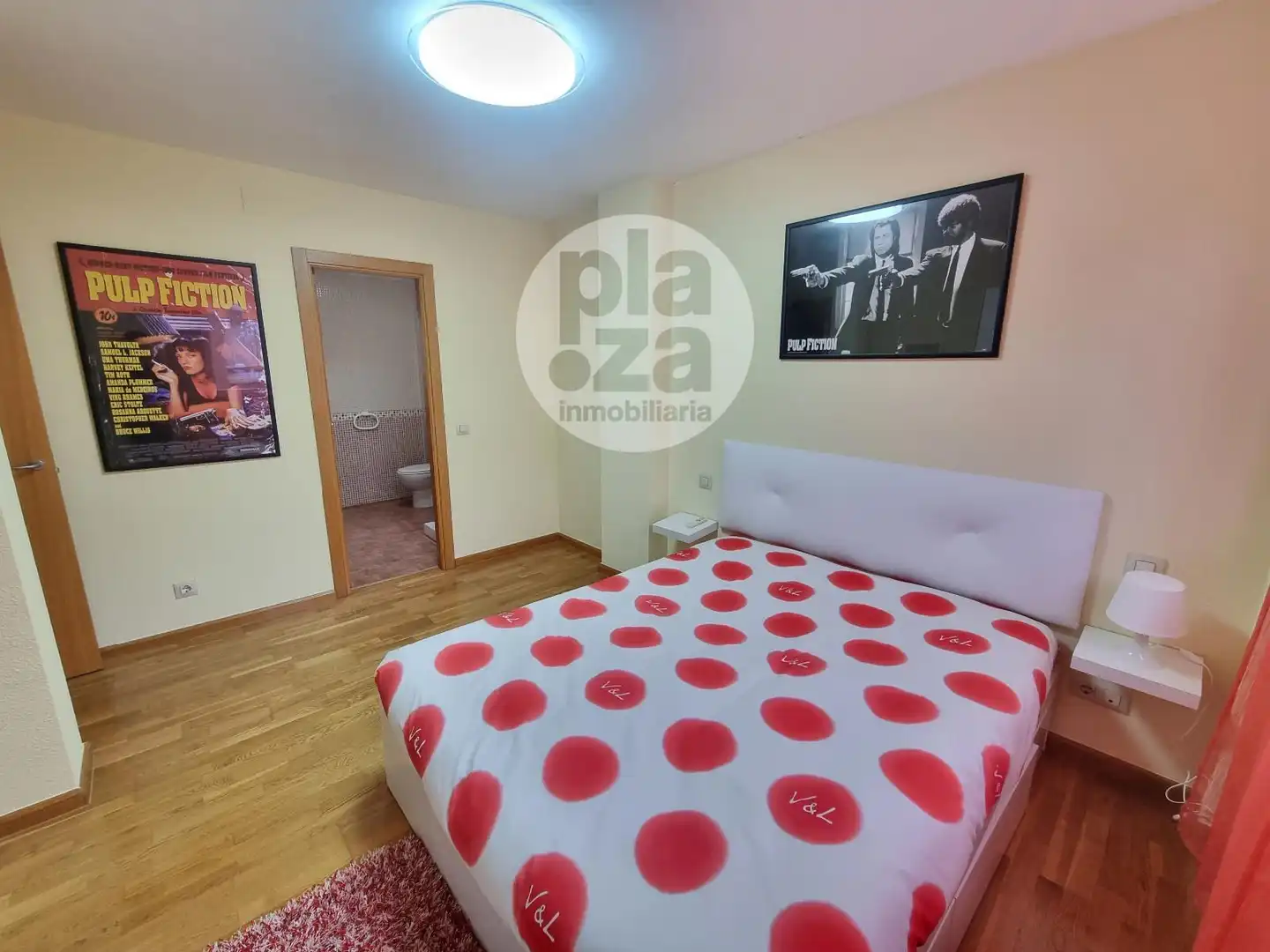 Habitación de Casa adosada en venta en Valdorros, Burgos