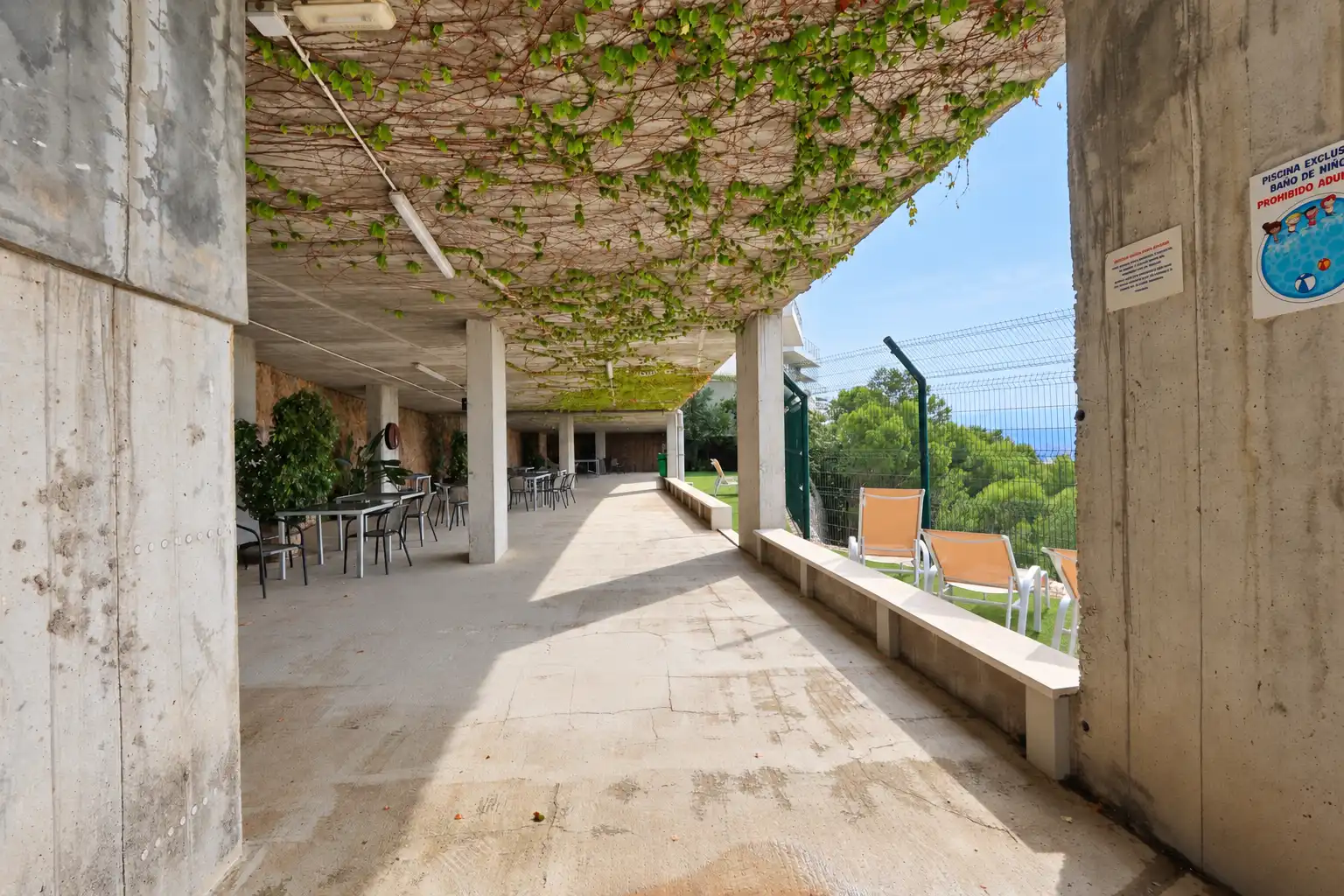 Chalet con terraza en venta en Calle de la Serra Mariola, imagen 51