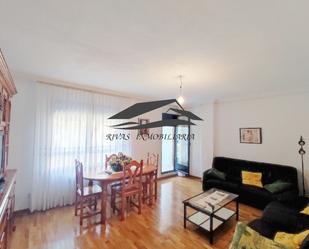 Living room of Flat for sale in Salamanca Capital  with Terrace