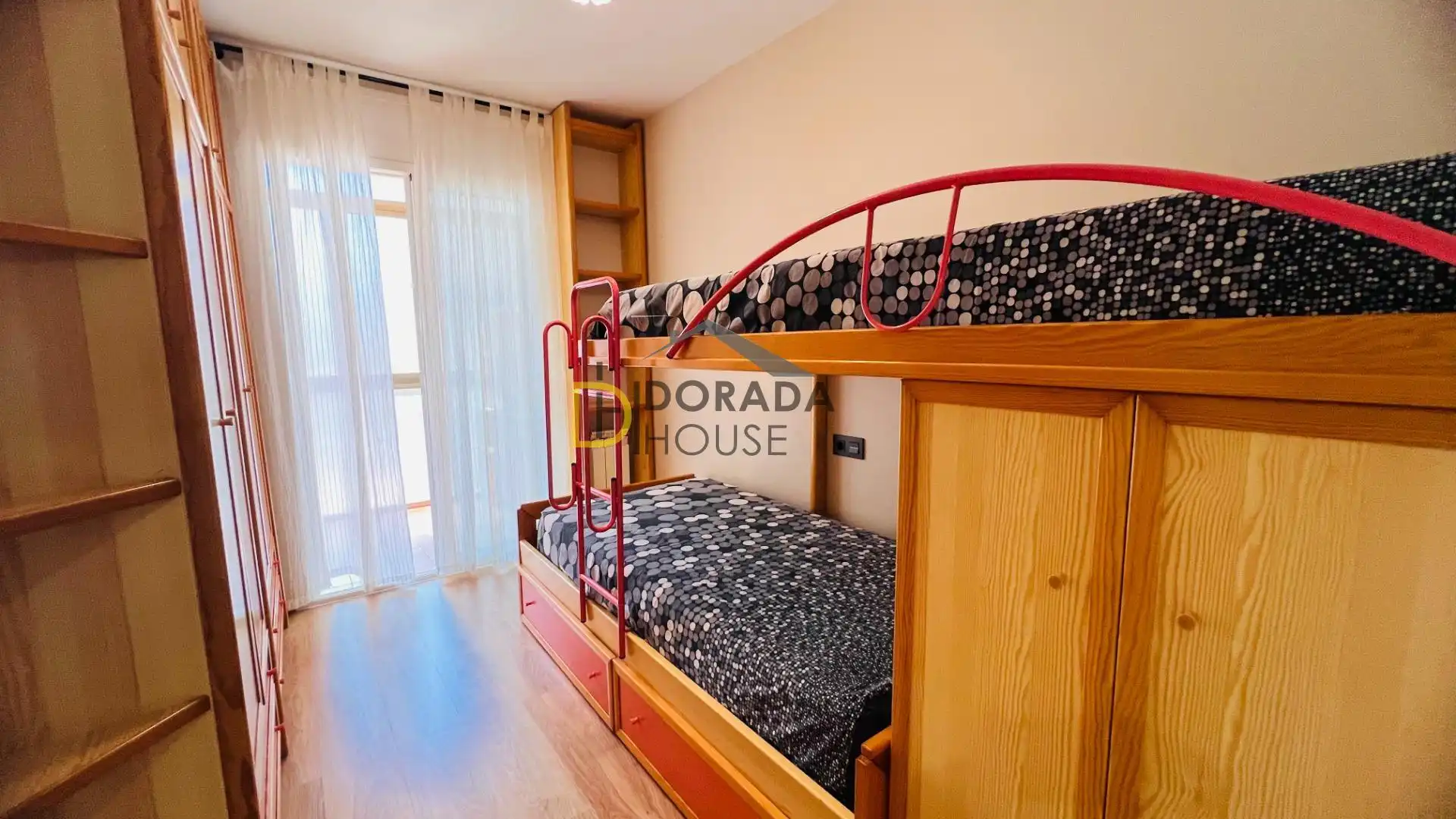 Bedroom of Flat for sale in Salou  with Air Conditioner, Heating and Parquet flooring