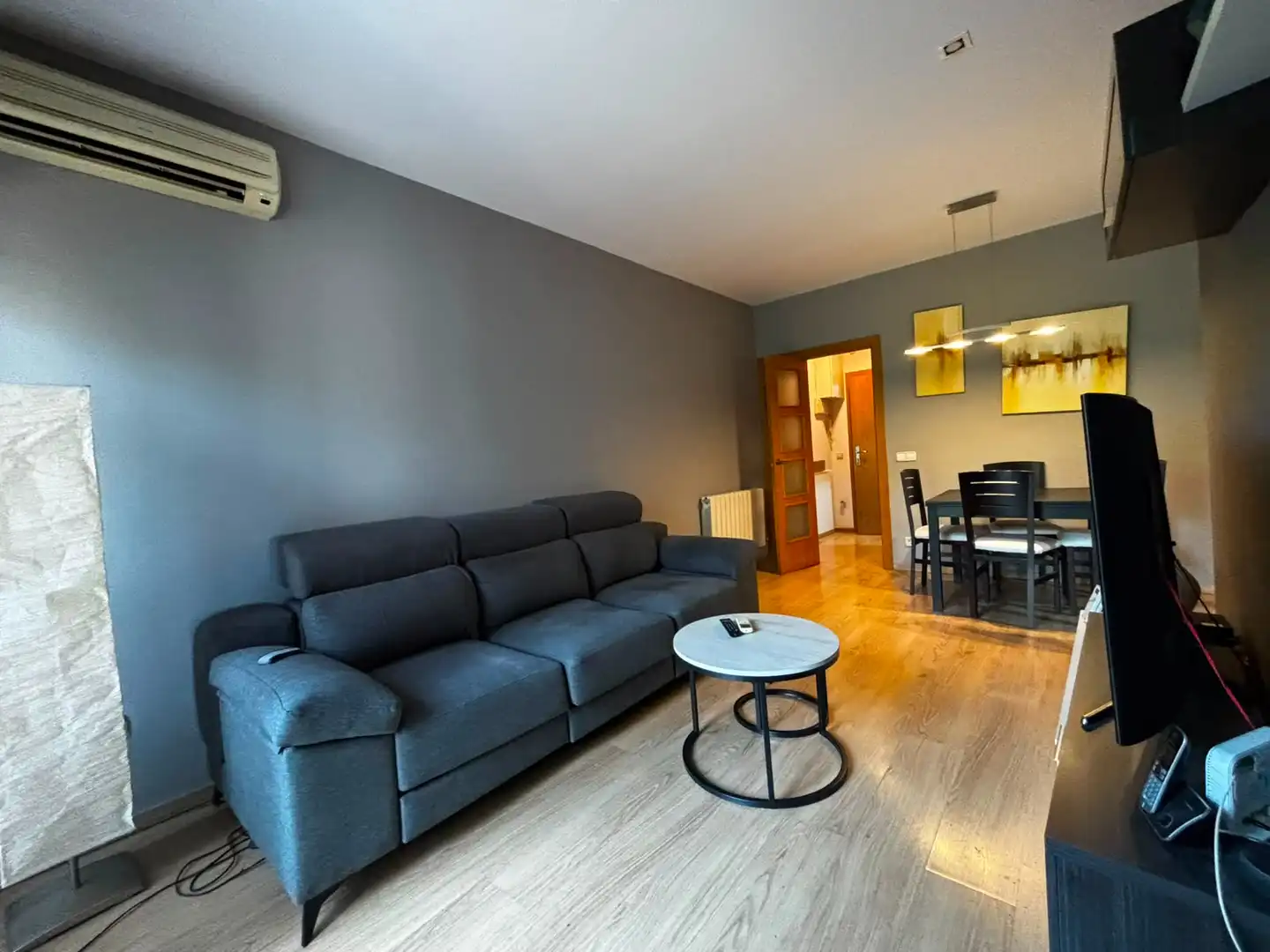Sala d'estar de Pis en venda en Montcada i Reixac amb Aire condicionat, Calefacció i Parquet