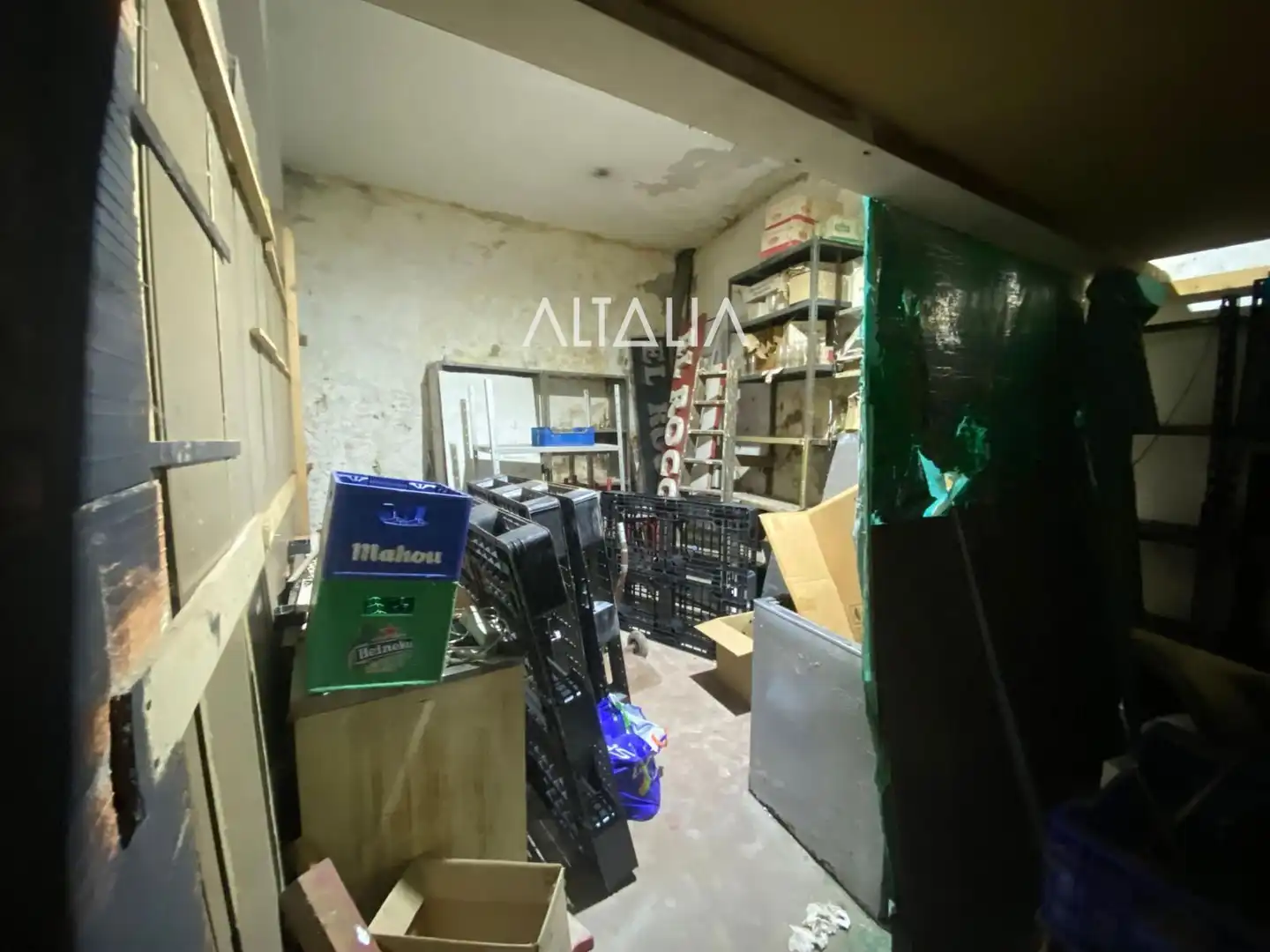 Local en venta en Cuenca con Aire acondicionado