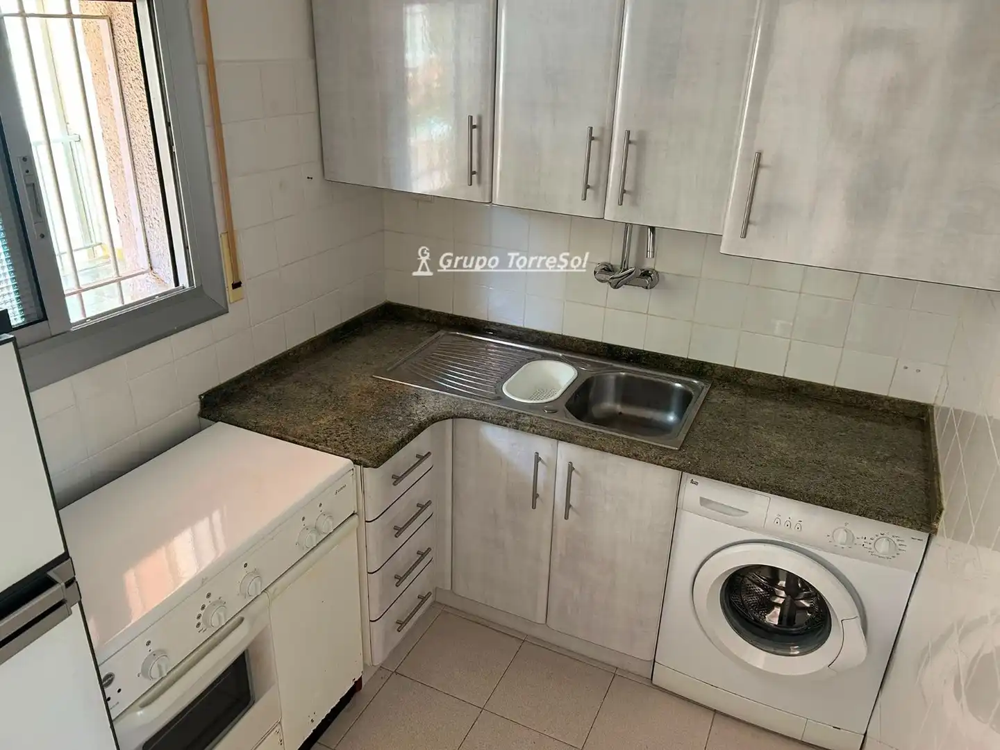 Küche von Wohnung zum Verkauf in Torredembarra mit Terrasse