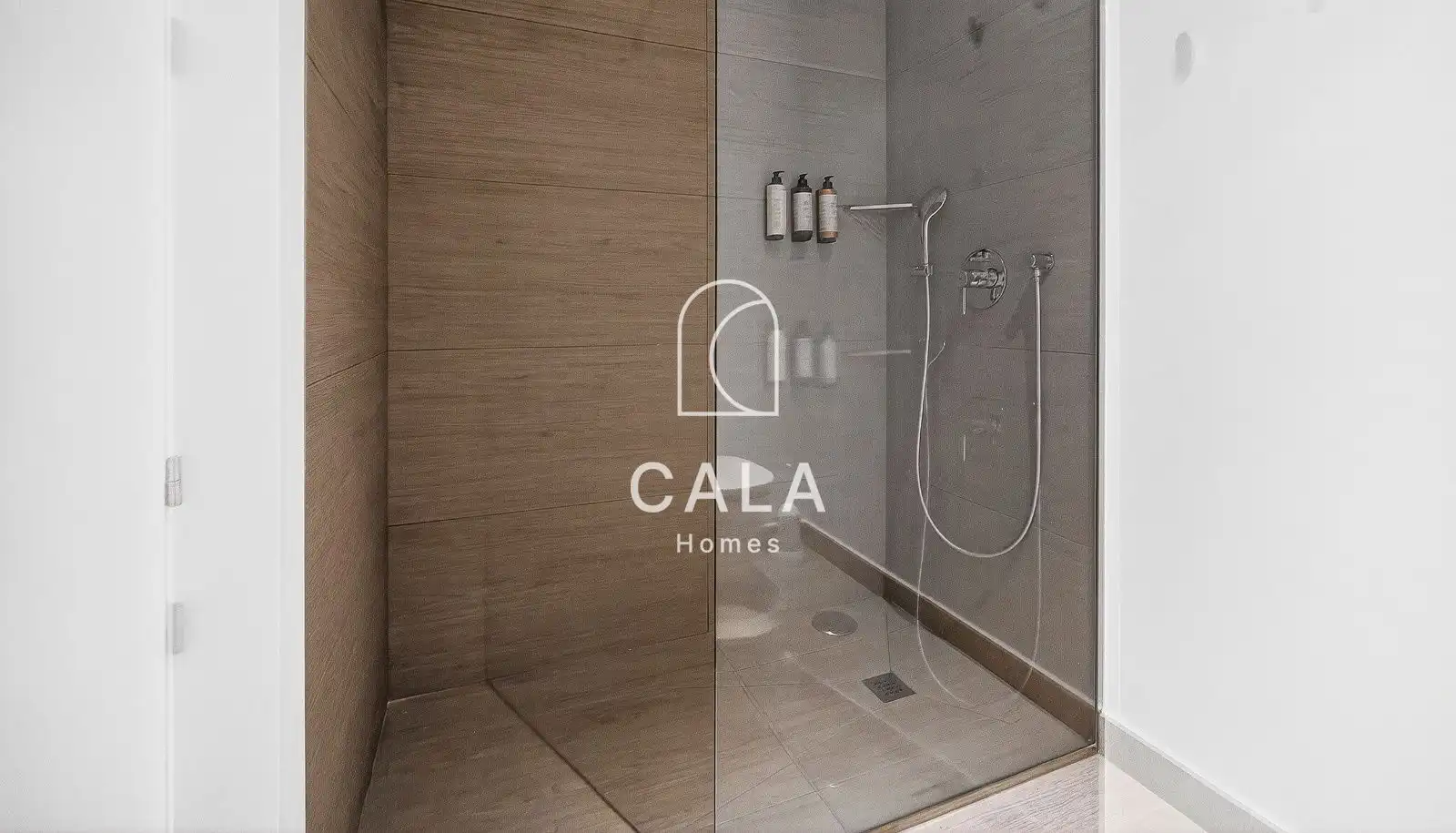 Bany de Apartament en venda en Adeje amb Aire condicionat, Calefacció i Terrassa