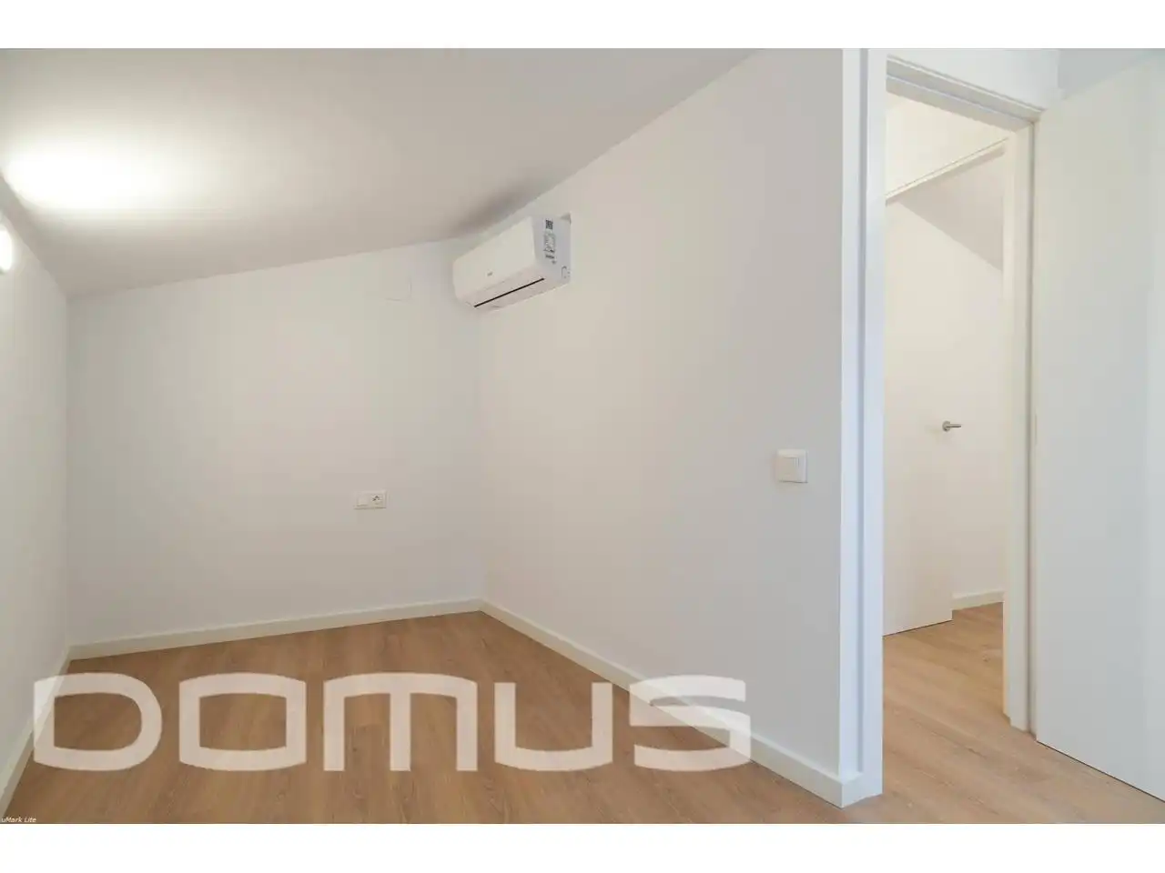 Dormitori de Àtic en venda en El Prat de Llobregat amb Aire condicionat, Calefacció i Parquet