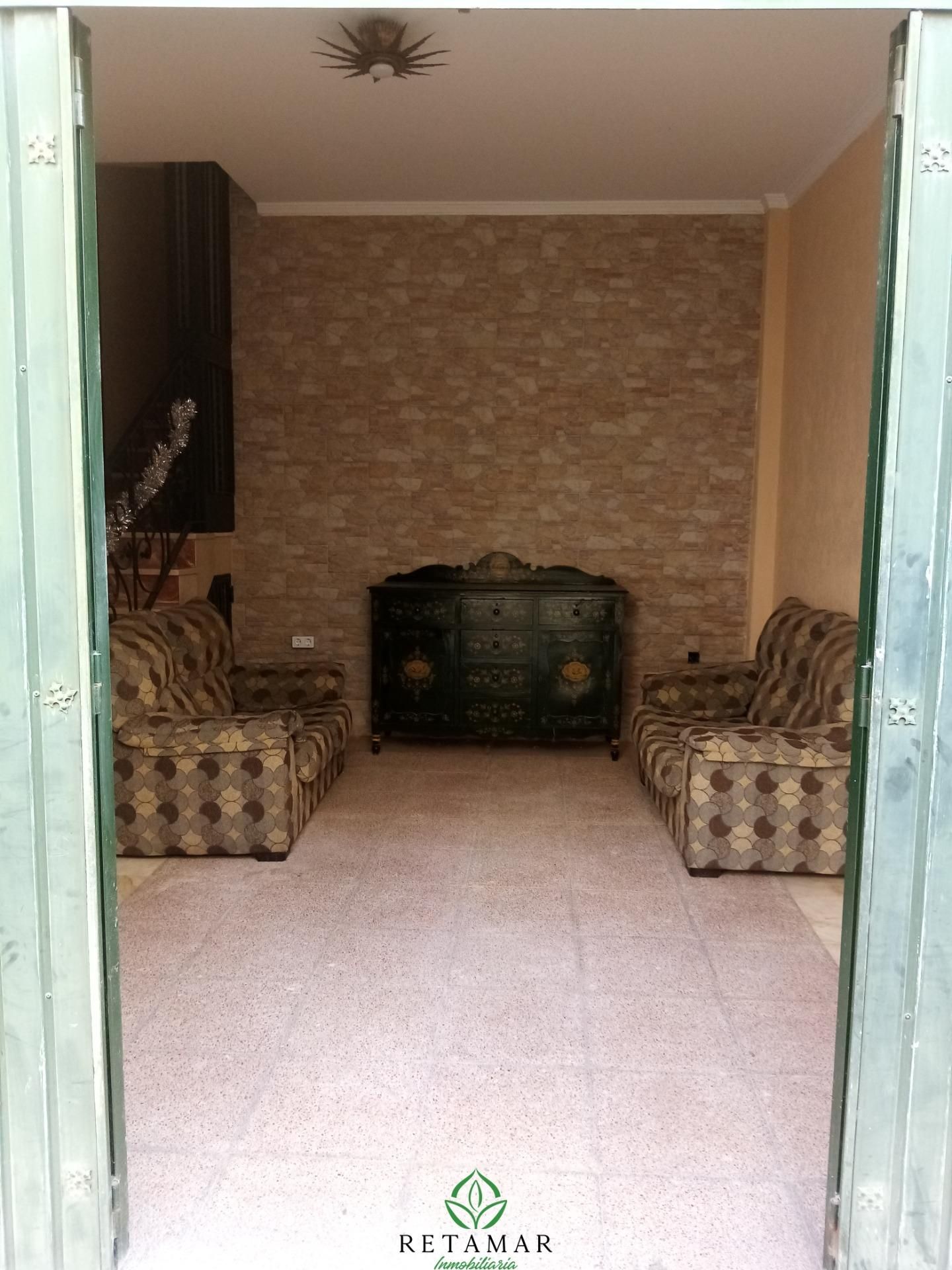 Sala d'estar de Casa o xalet en venda en El Puerto de Santa María amb Aire condicionat, Calefacció i Jardí privat