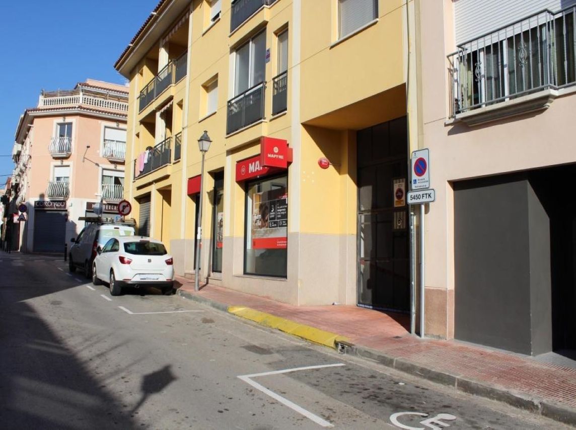 Exterior view of Garage for sale in Aiguamúrcia