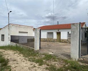 Vista exterior de Casa o xalet en venda en Casas de Lázaro amb Terrassa