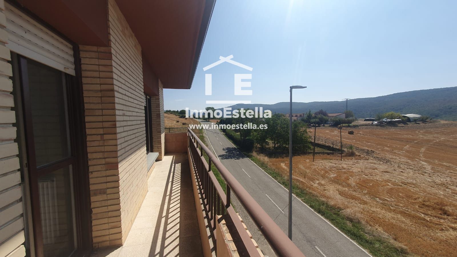 Vista exterior de Pis en venda en Améscoa Baja amb Calefacció i Terrassa