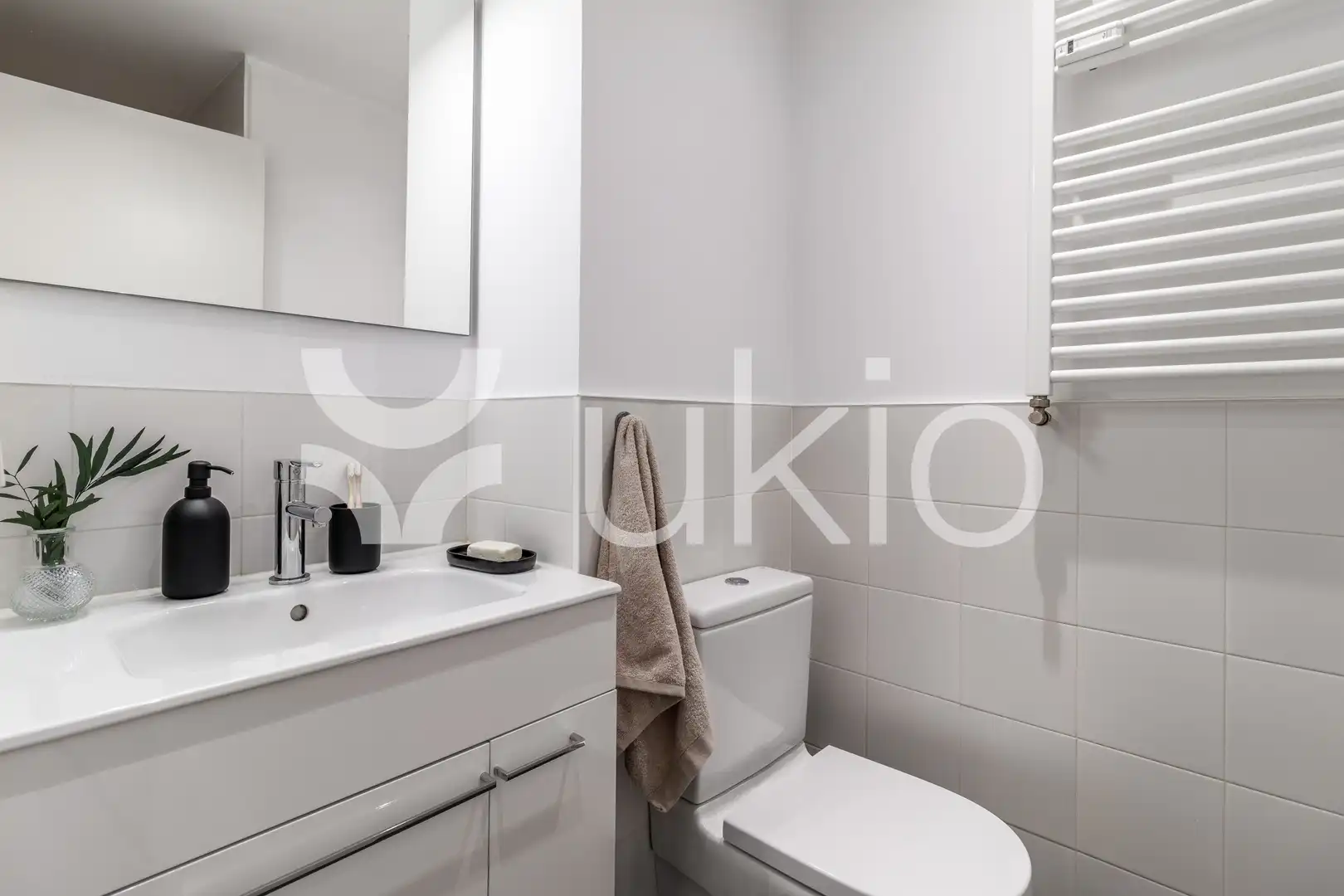 Badezimmer von Wohnungen zur Miete in Madrid mit Klimaanlage, Heizung und Terrasse