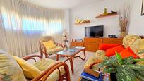 Sala d'estar de Apartament en venda en Gandia amb Aire condicionat i Terrassa