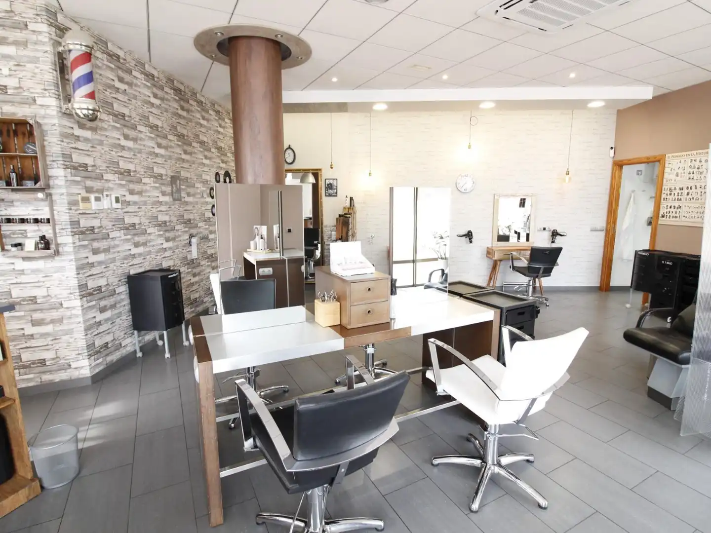 Commercial properties for sale in Vandellòs i l'Hospitalet de l'Infant  with Air Conditioner and Furnished