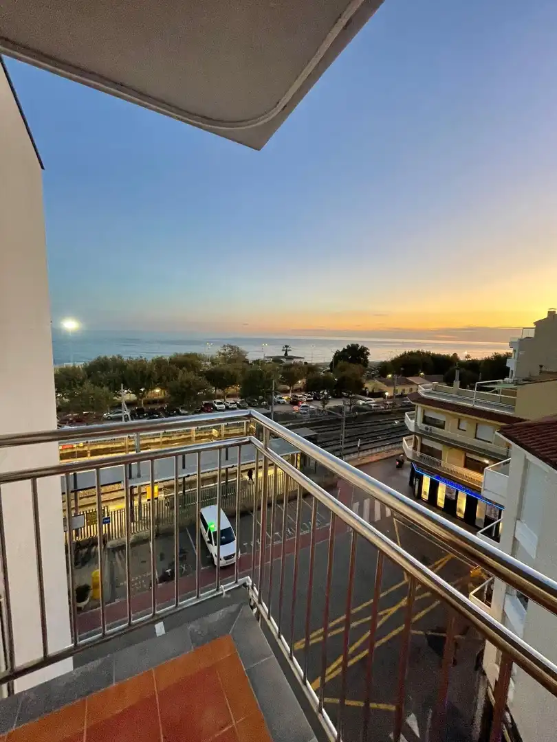 Flat with terrace for sale in Calella