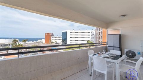 Foto 2 de Piso en venta en San Eugenio Bajo, Adeje