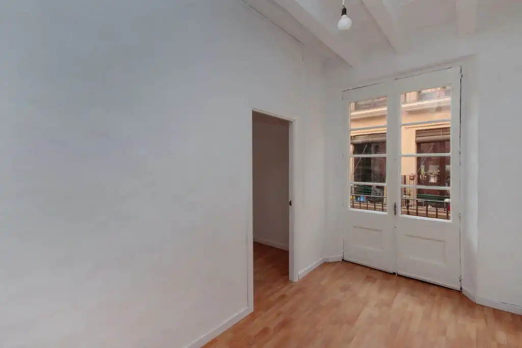 Piso en venta en C/ Bloquer , Sant Pere, Sta. Caterina i la Ribera