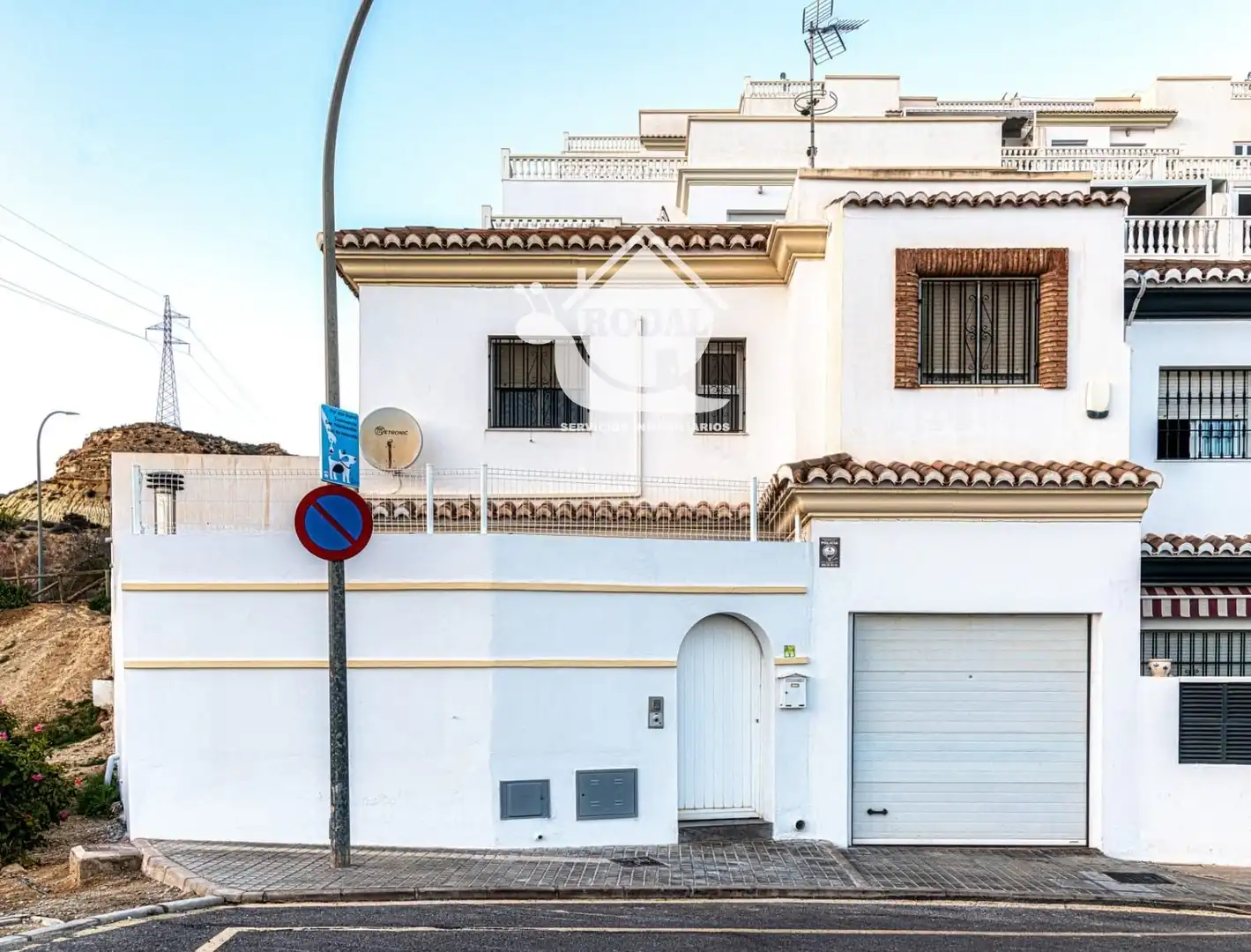 Vista exterior de Dúplex en venta en Huércal de Almería con Aire acondicionado, Calefacción y Jardín privado