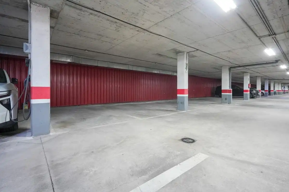 Parking of Attic for sale in Madrid  with Air Conditioner, Heating and Private garden