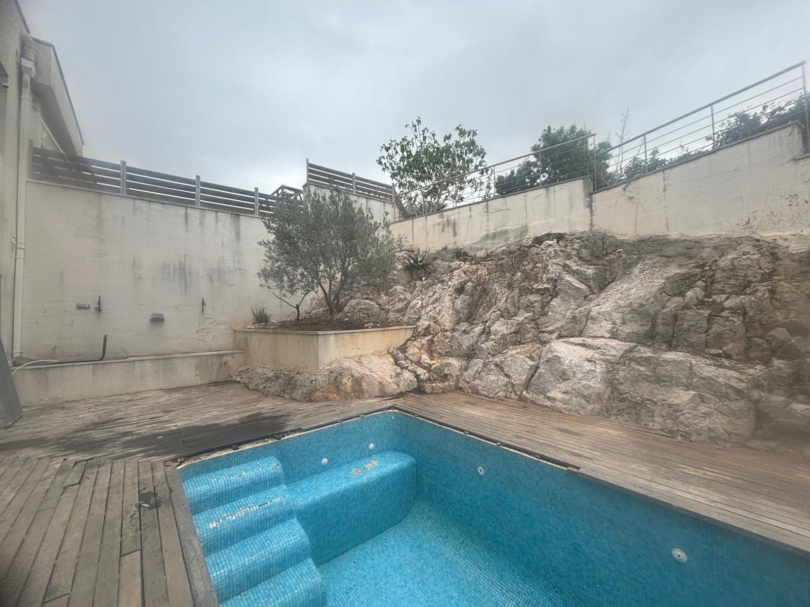 Swimming pool of Single-family semi-detached for sale in Olèrdola  with Community pool