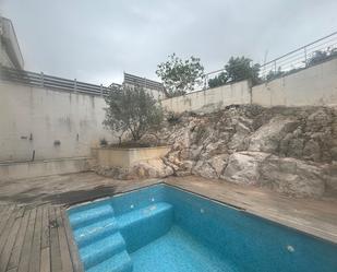 Piscina de Casa adosada en venda en Olèrdola amb Piscina comunitària