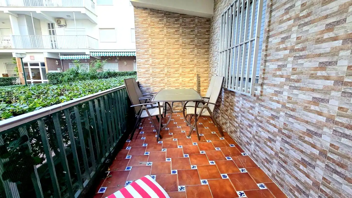 Mini appartamento con ascensore in affitto a Marítim De Neptú 58, imagen 4