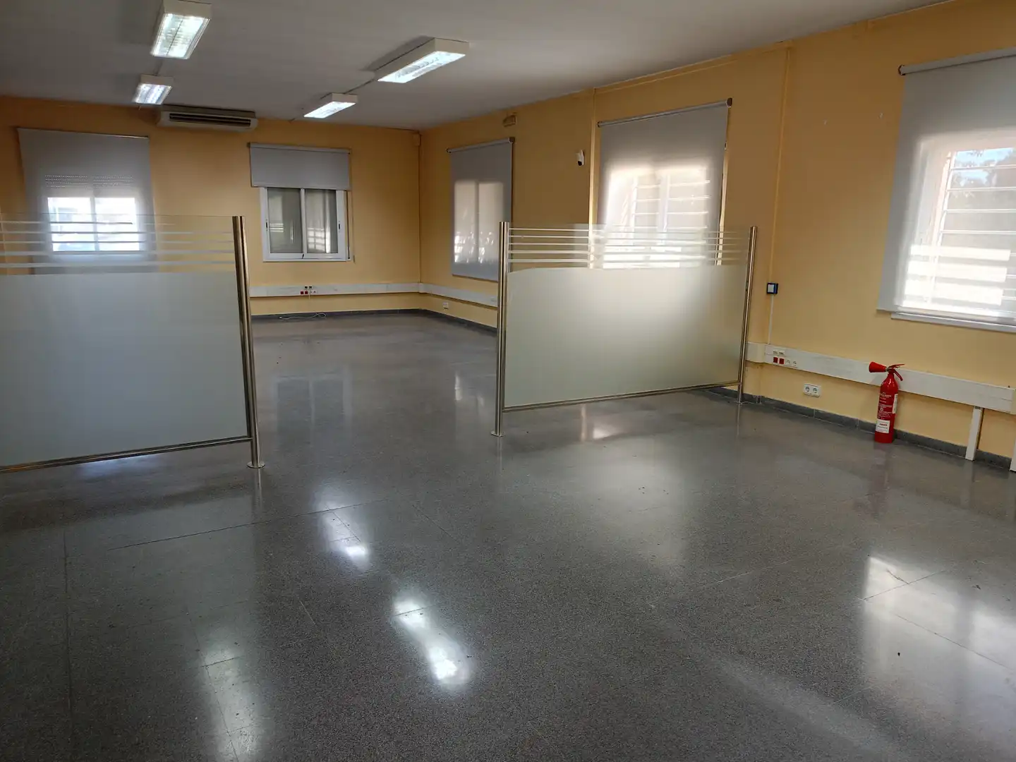 Local comercial de lloguer a Parets del Vallès