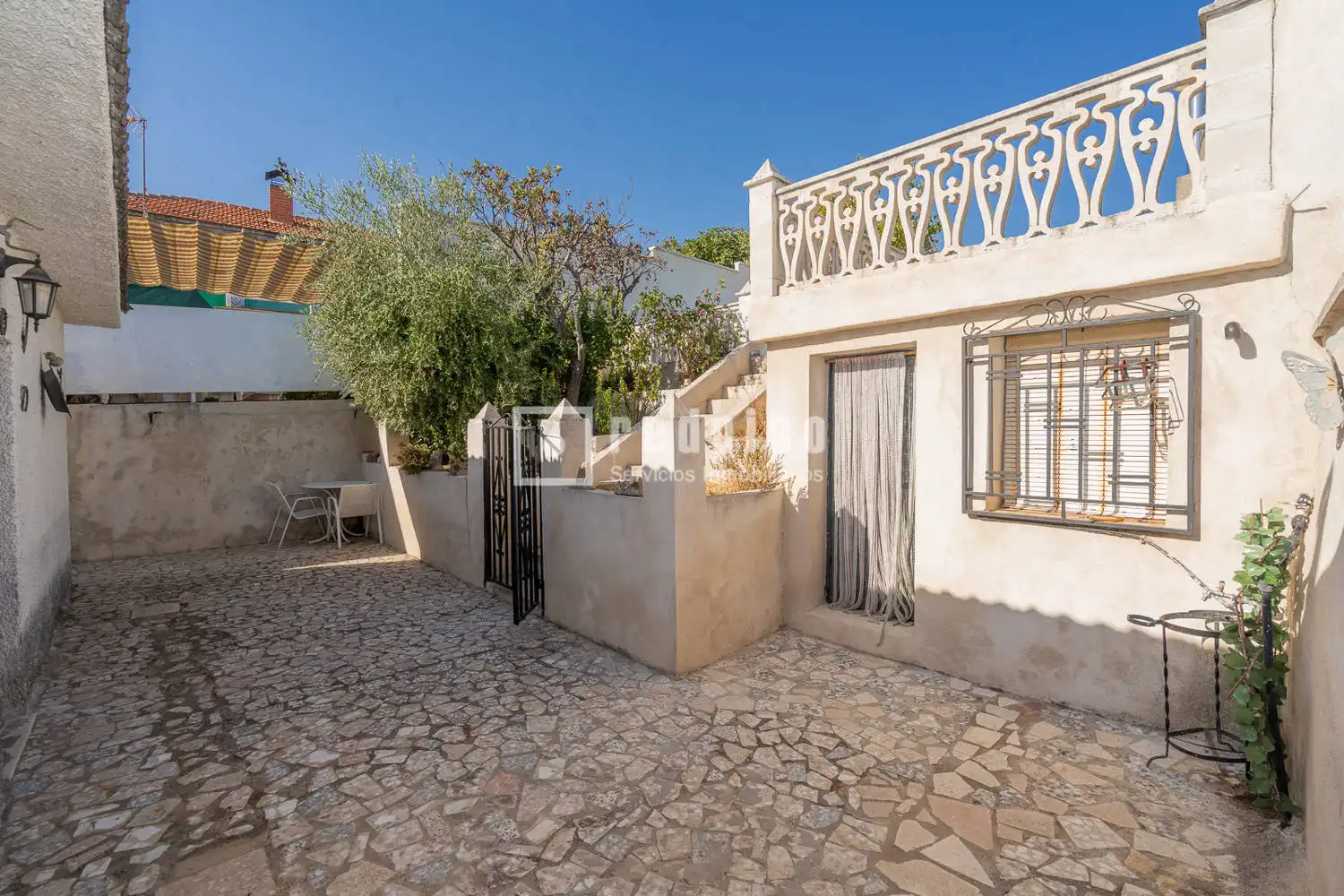 Exterior view of Houses for sale in Palomeque, Toledo